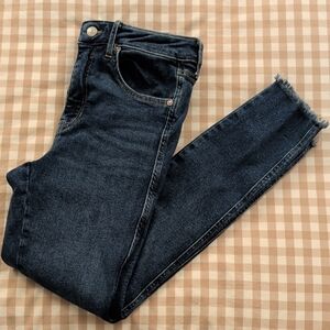 Free People We The Free High Rise Skinny Jeans - Dark Wash Raw Hem Size 28